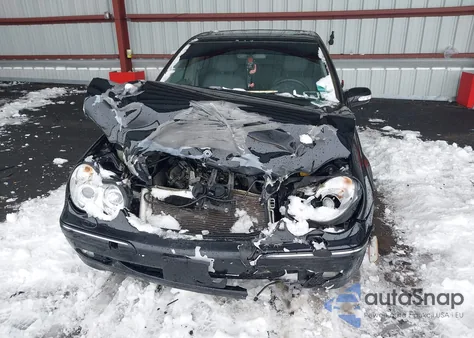 2003 Mercedes-Benz C 320 Sport from USA, damaged, VIN WDBRF84J63F432406